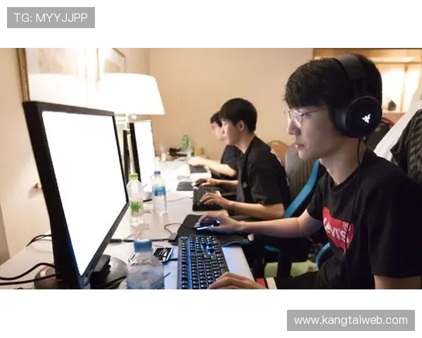 CSGO实力排行榜更新EDG战队荣登第七位展现强劲实力 CSGO实力排行榜更新EDG战队荣登第七位展现强劲实力