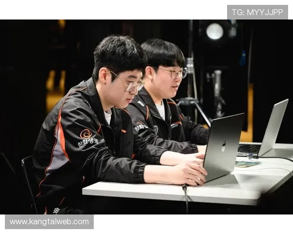 TES以94分稳居世界大师赛积分榜首位竞争愈发激烈