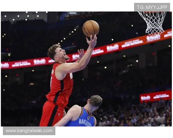 NBA新星崛起:年轻球员如何打破纪录超越前辈成就辉煌 NBA新星崛起:年轻球员如何打破纪录超越前辈成就辉煌