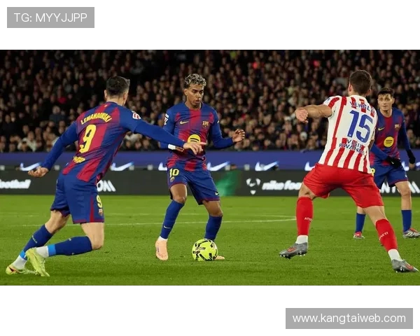 巴塞罗那对阵马德里竞技精彩视频回顾与赛后分析尽在这里 巴塞罗那对阵马德里竞技精彩视频回顾与赛后分析尽在这里