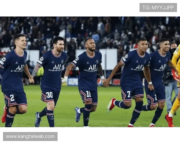 巴黎FC迎战奎维利力争主场胜利全力争夺联赛积分 巴黎FC迎战奎维利力争主场胜利全力争夺联赛积分